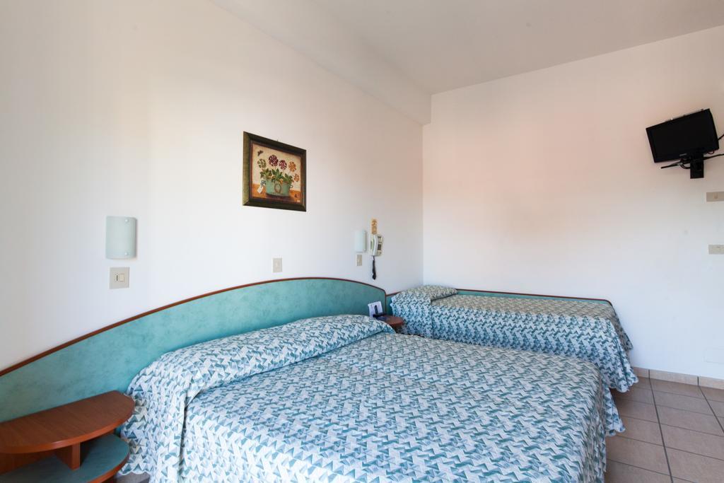 Hotel Gabry Cervia Kamer foto