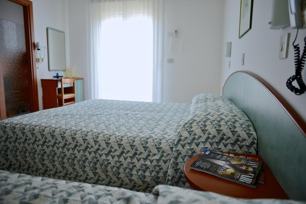 Hotel Gabry Cervia Kamer foto